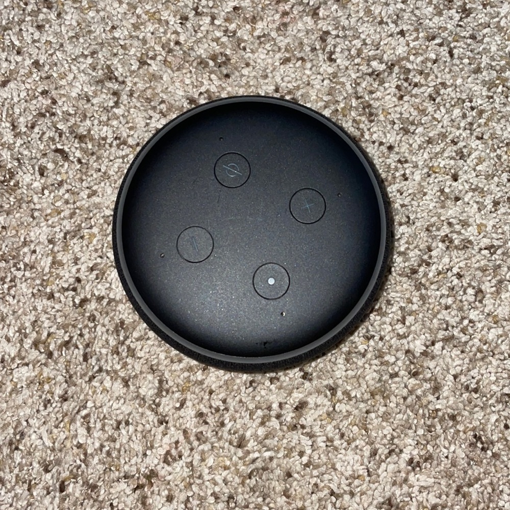 Alexa dot